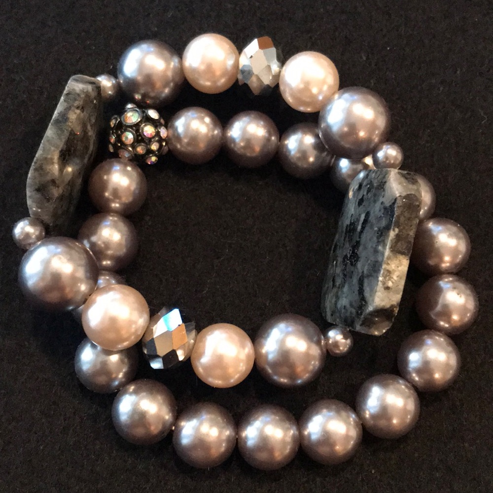 Black and Ivory Pearl Stacking Bracelets